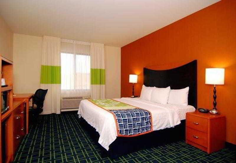 Fairfield Inn & Suites Tehachapi Ruang foto